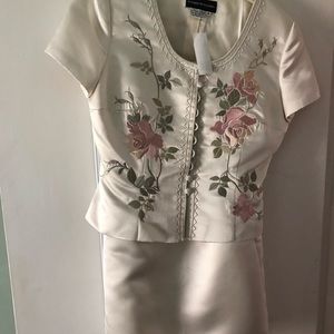 Donna Morgan Ivory Satin Floral Embroidered Dress Set with Pink Roses